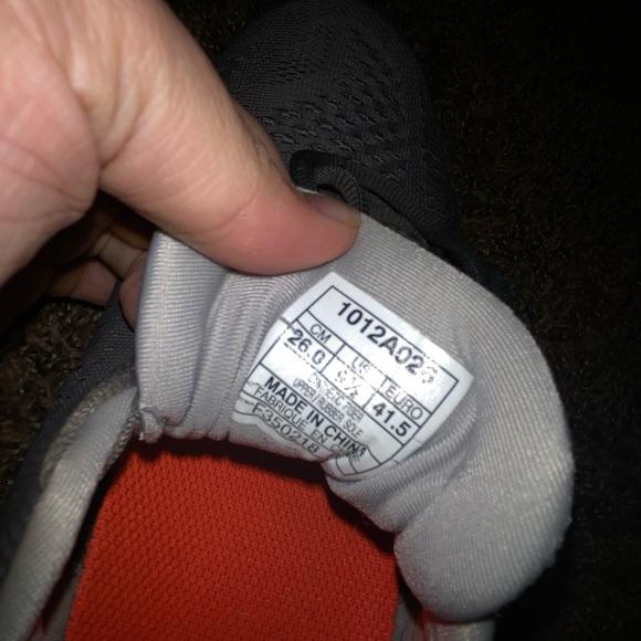 ASICS - Picture 4 of 4